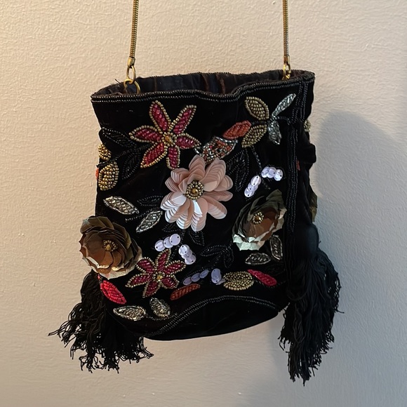 Sequin velvet crossbody or shoulder bag - Picture 2 of 7